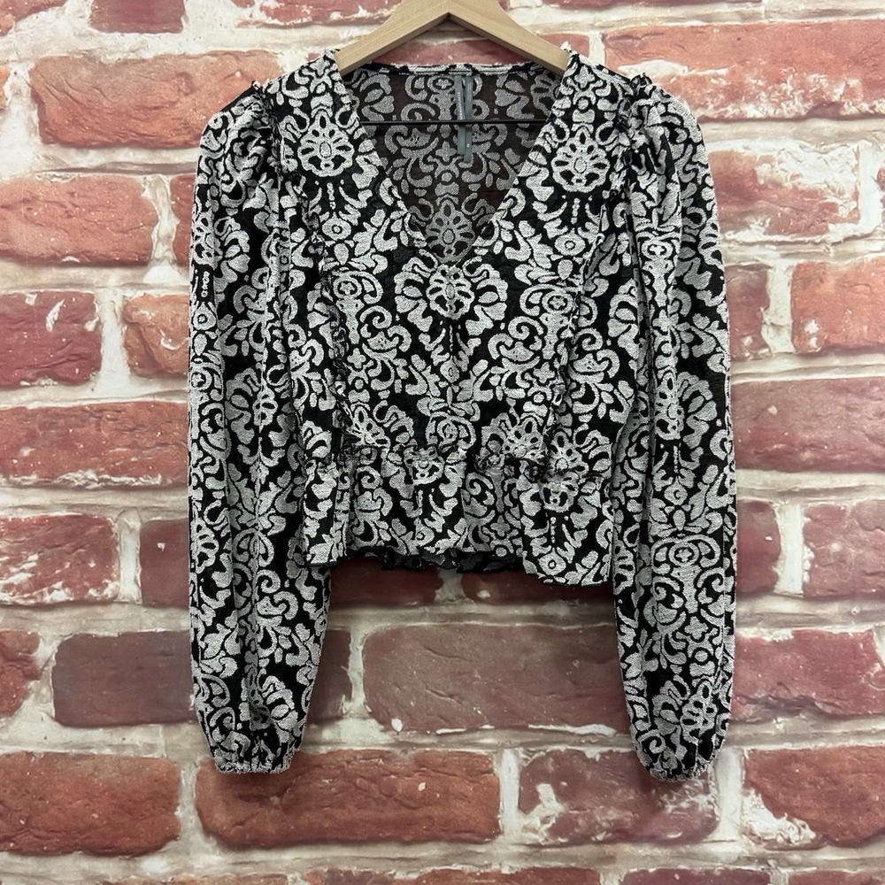 Anthropologie Crop Top Women's XS Black Gray Boho Batik Floral Burnout Shirt